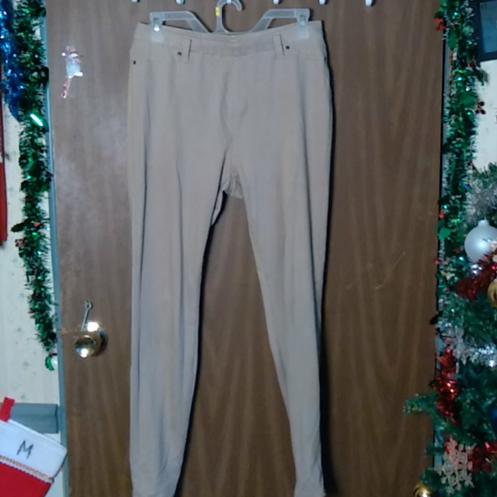 Tan skinny pants